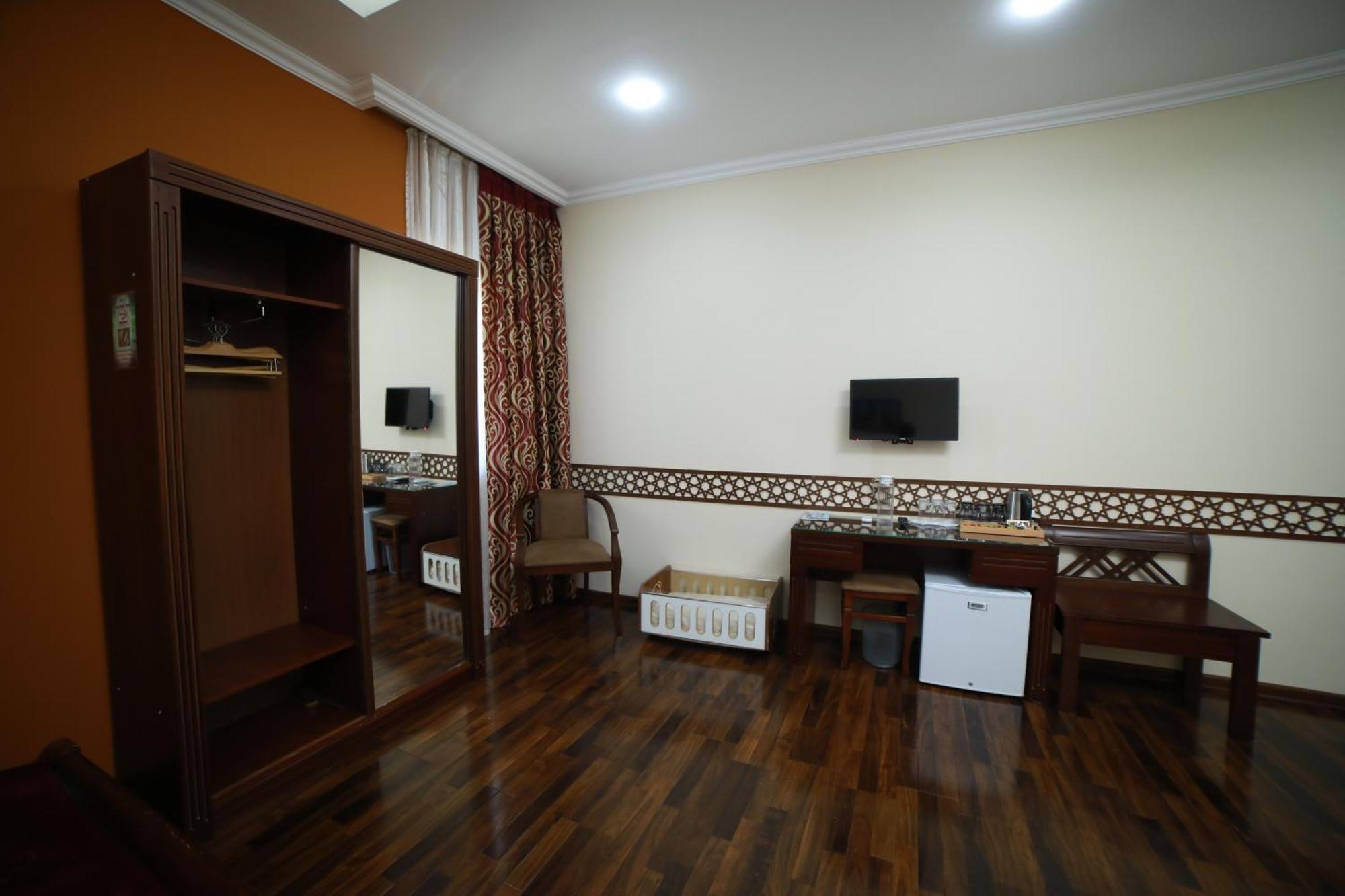Arkanchi Hotel Chiva Pokoj fotografie